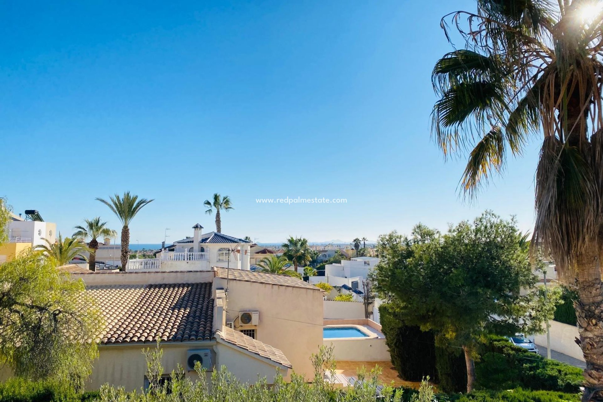 Resale - Villa -
Orihuela Costa - La Florida