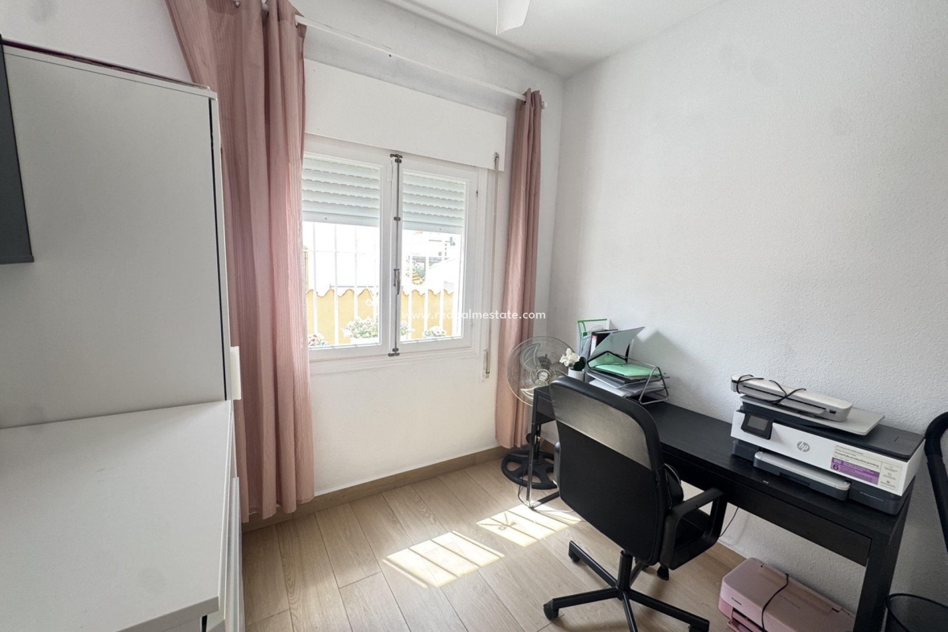 Resale - Villa -
Orihuela Costa - La Florida