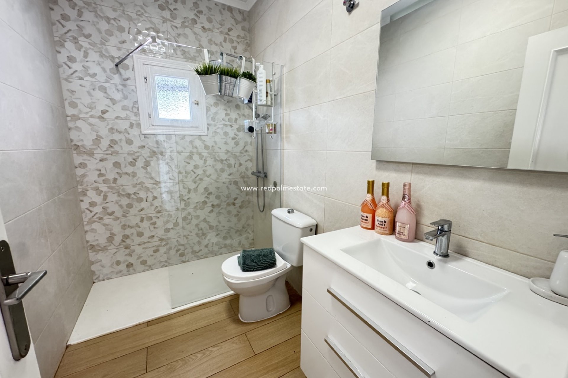 Resale - Villa -
Orihuela Costa - La Florida