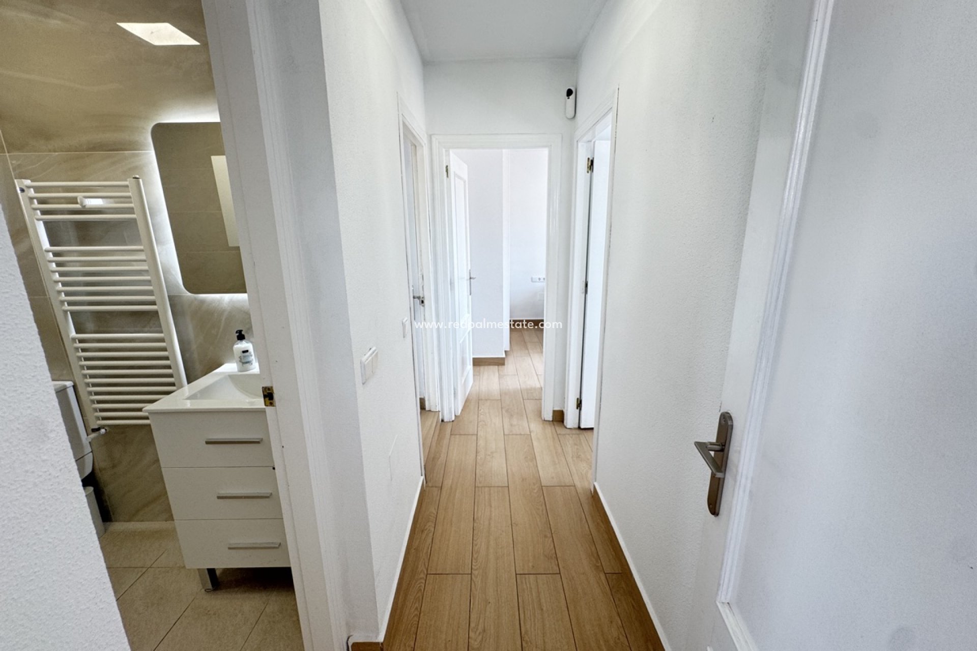 Resale - Villa -
Orihuela Costa - La Florida