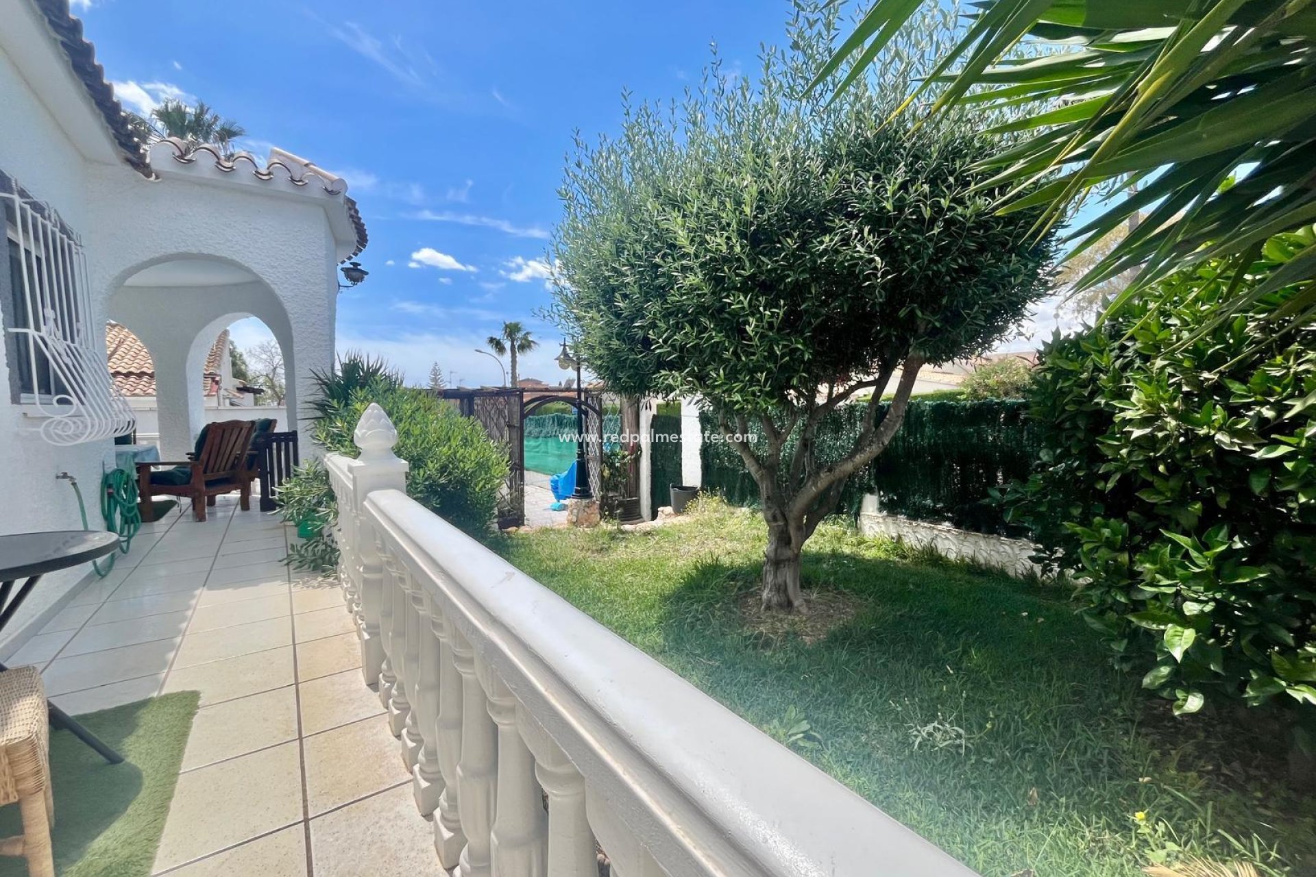 Resale - Villa -
Orihuela Costa - La Florida