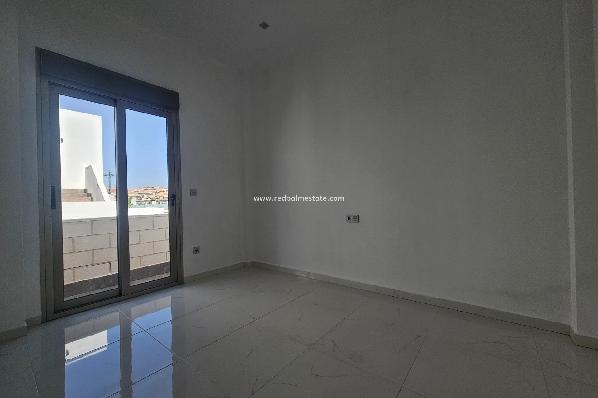 Resale - Villa -
Orihuela Costa - La Matanza