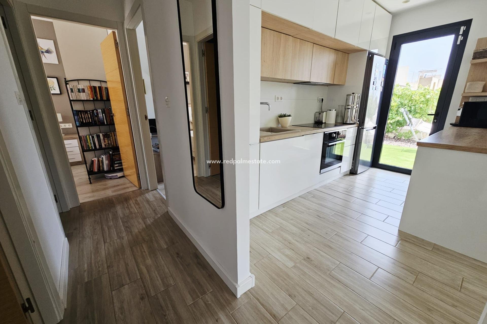 Resale - Villa -
Orihuela Costa - La Regia