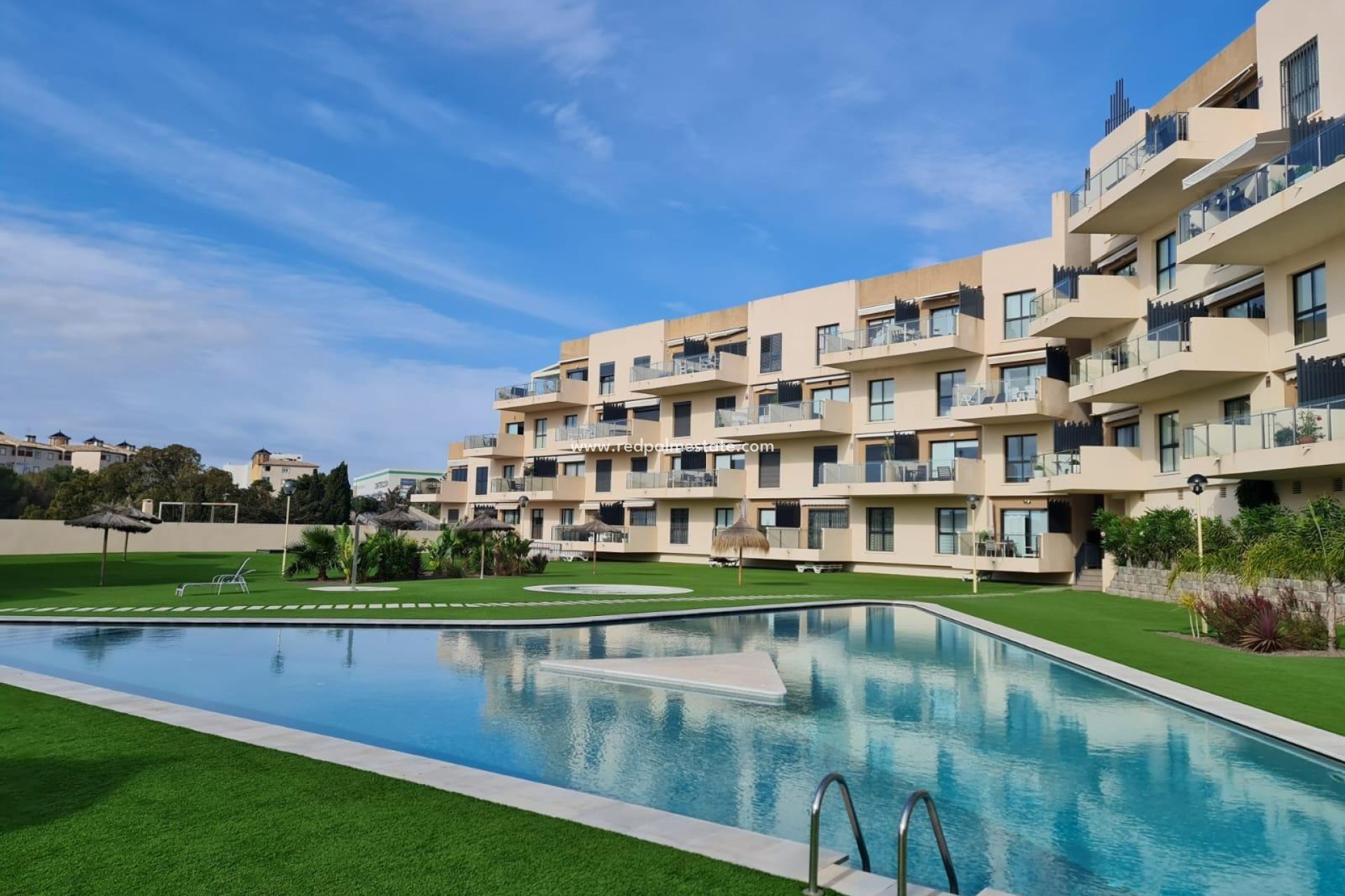 Resale - Villa -
Orihuela Costa - La Regia