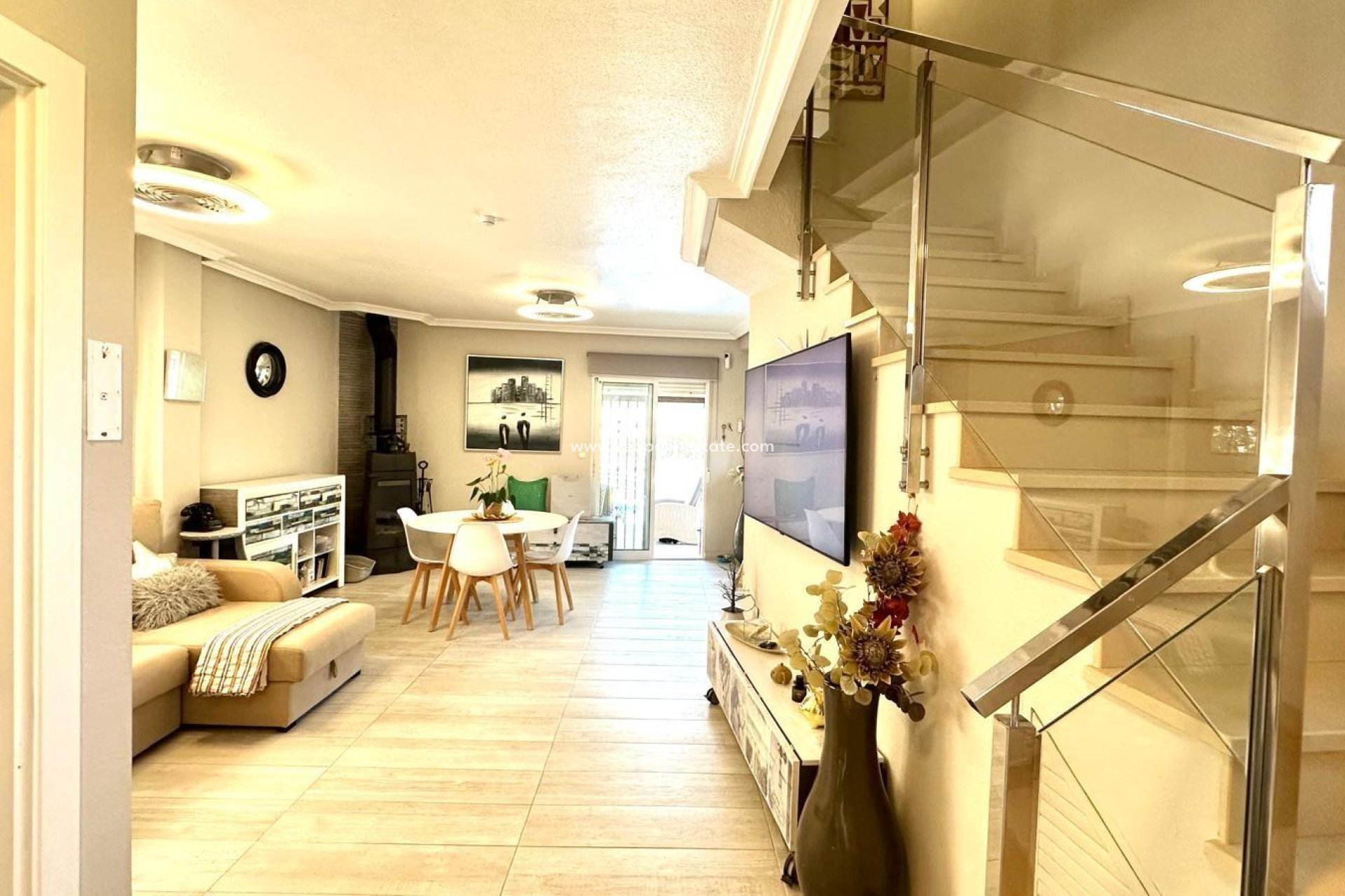 Resale - Villa -
Orihuela Costa - La Regia