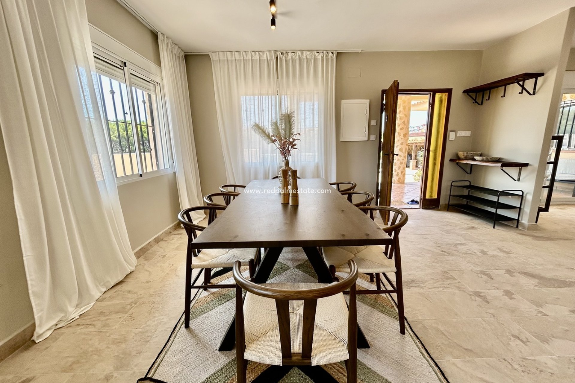 Resale - Villa -
Orihuela Costa - La Zenia
