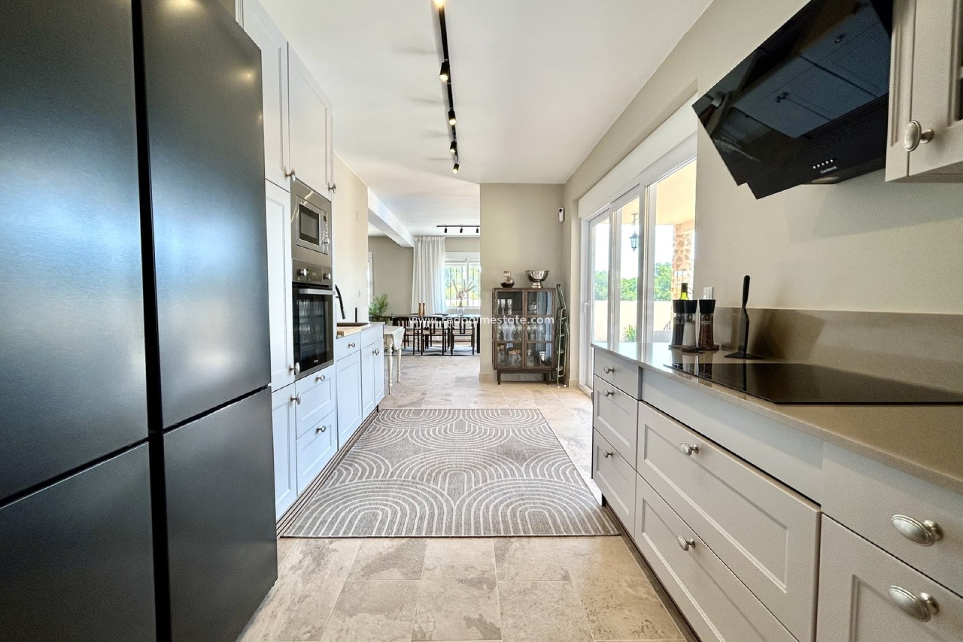 Resale - Villa -
Orihuela Costa - La Zenia