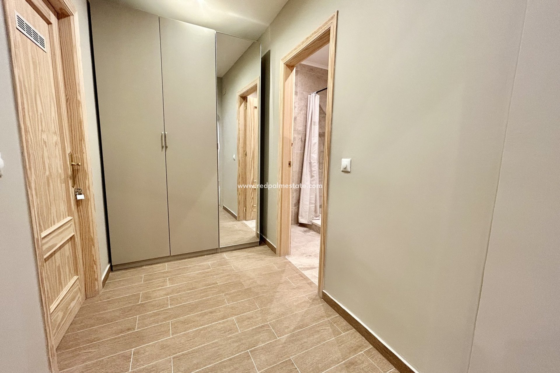 Resale - Villa -
Orihuela Costa - La Zenia