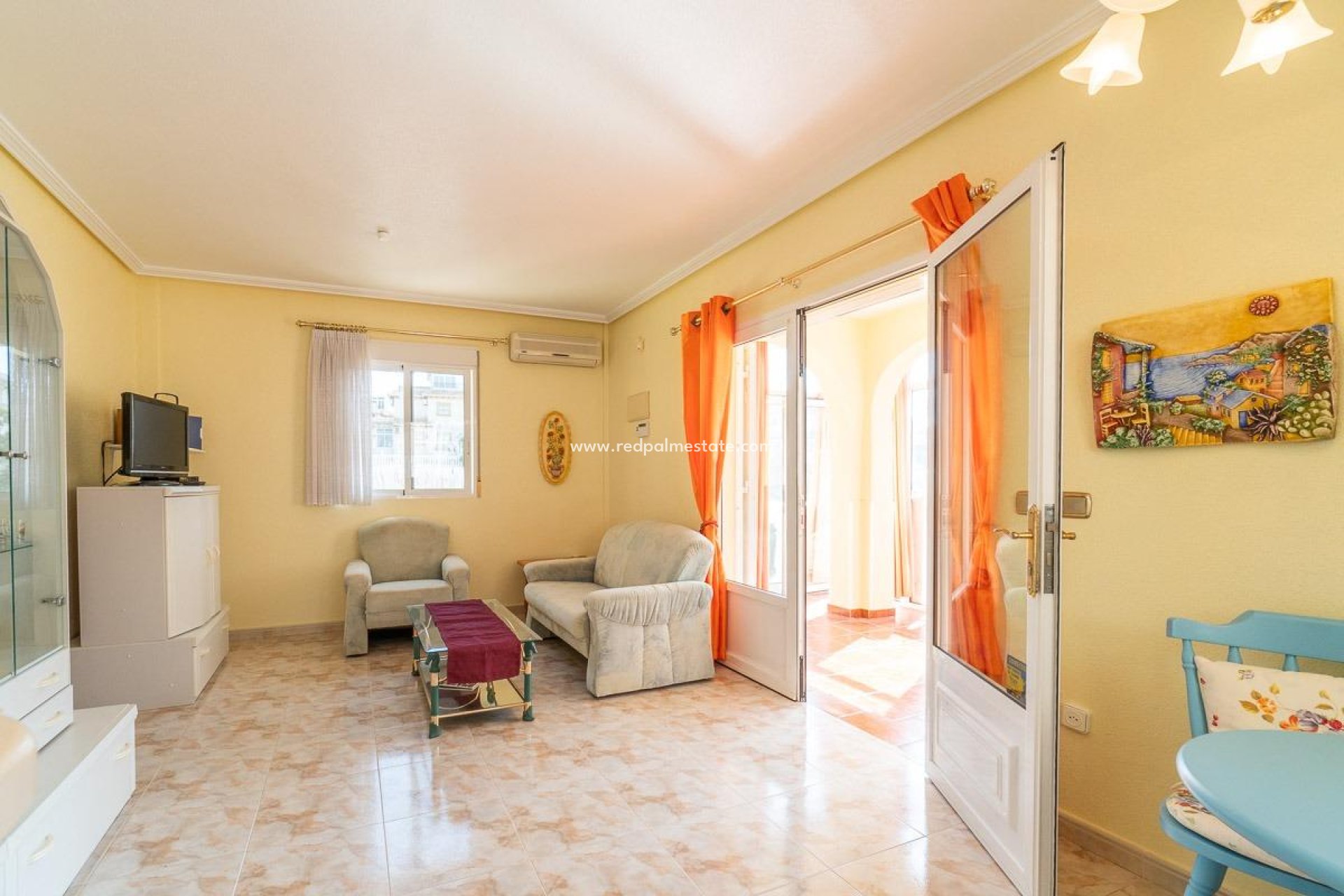 Resale - Villa -
Orihuela Costa - La Zenia