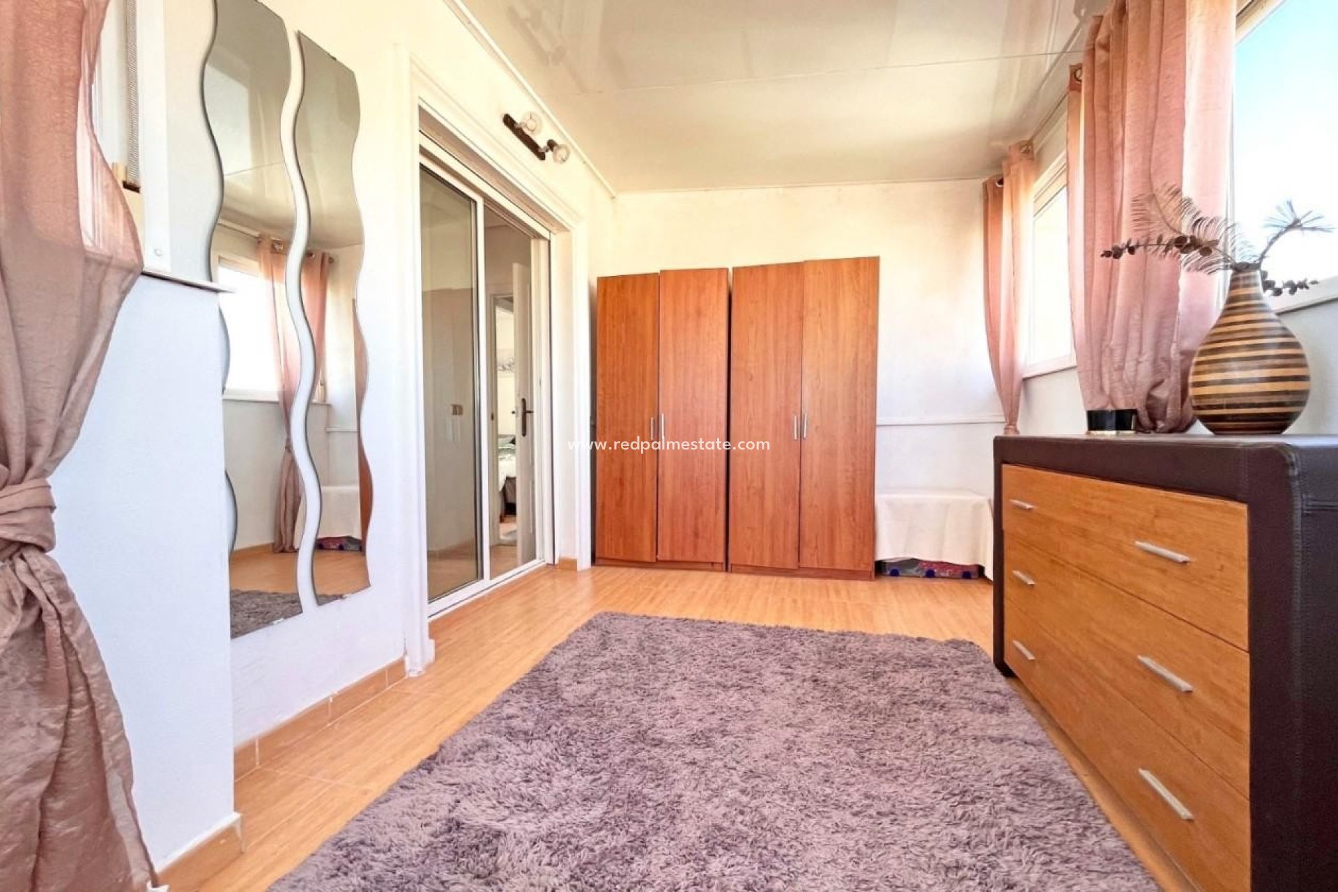 Resale - Villa -
Orihuela Costa - La Zenia