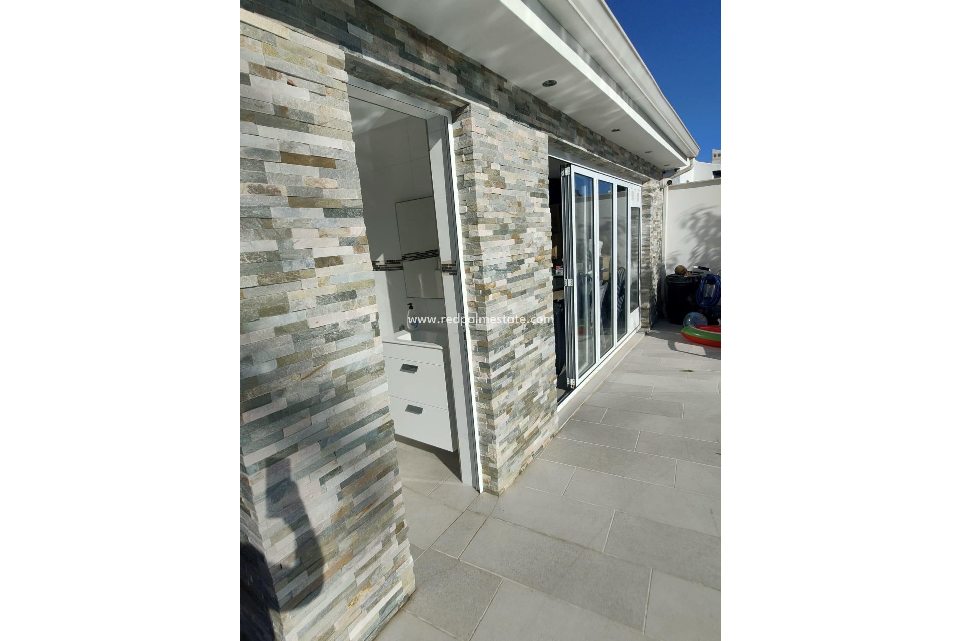 Resale - Villa -
Orihuela Costa - La Zenia