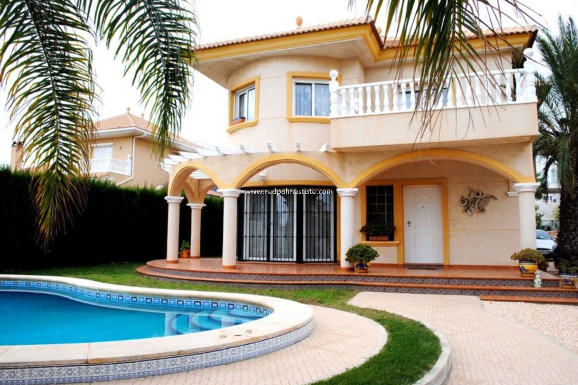 Resale - Villa -
Orihuela Costa - La Zenia