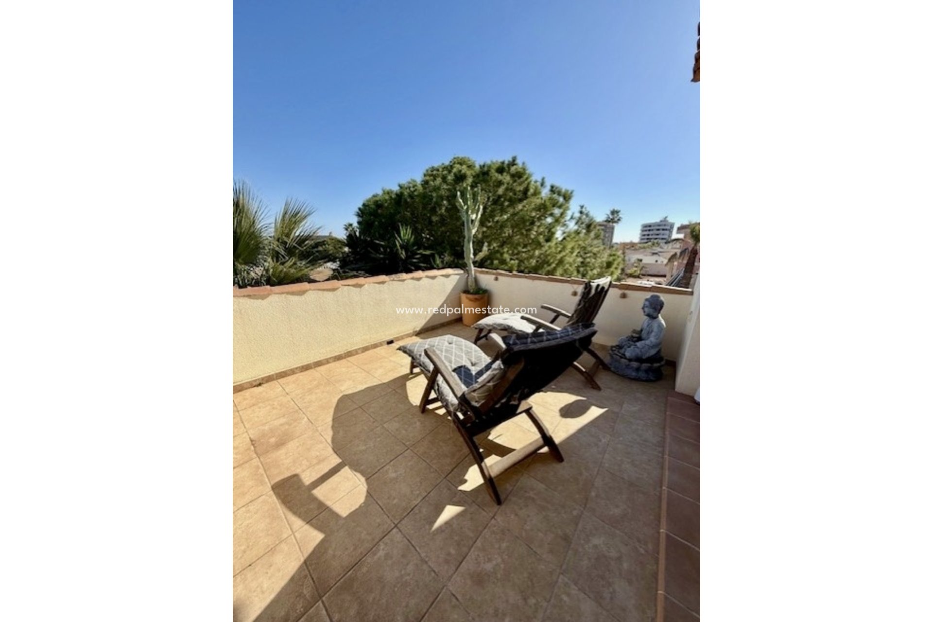 Resale - Villa -
Orihuela Costa - La Zenia