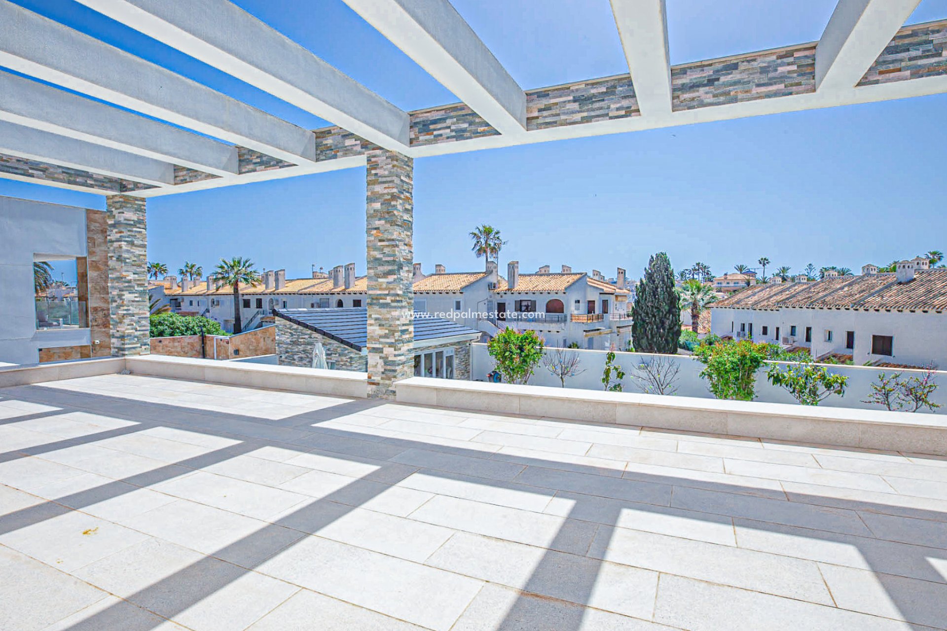 Resale - Villa -
Orihuela Costa - La Zenia