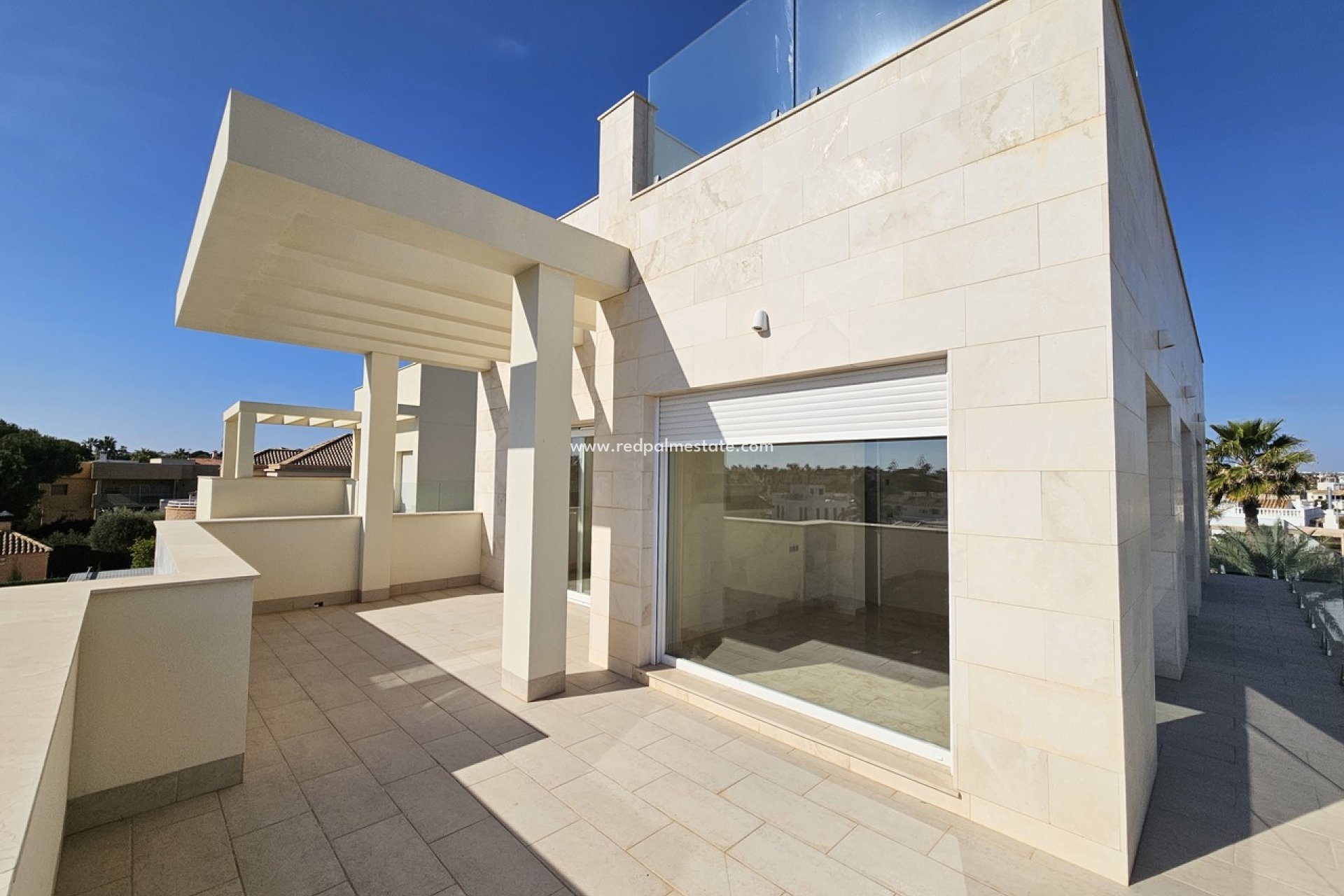 Resale - Villa -
Orihuela Costa - La Zenia