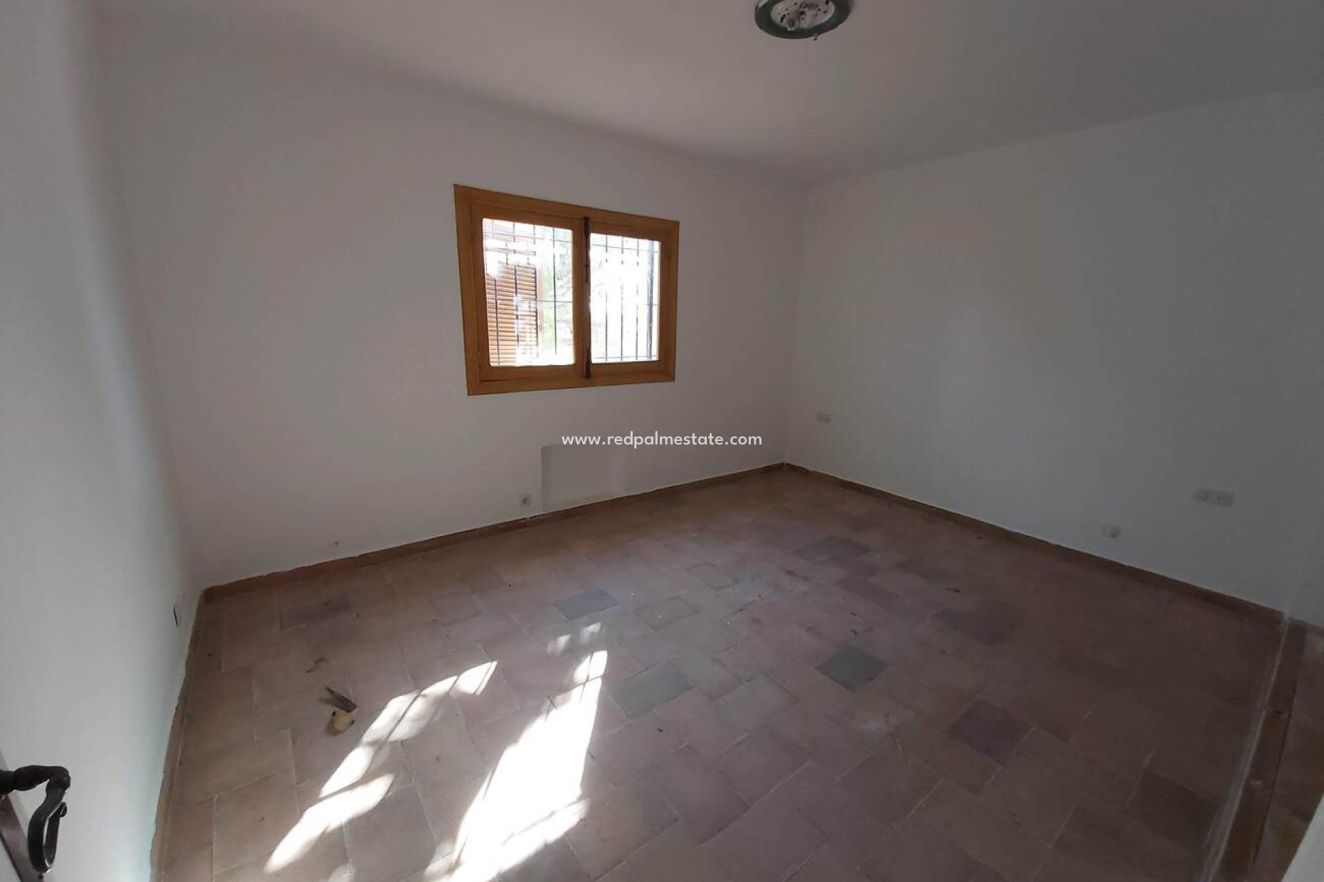 Resale - Villa -
Orihuela Costa - La Zenia