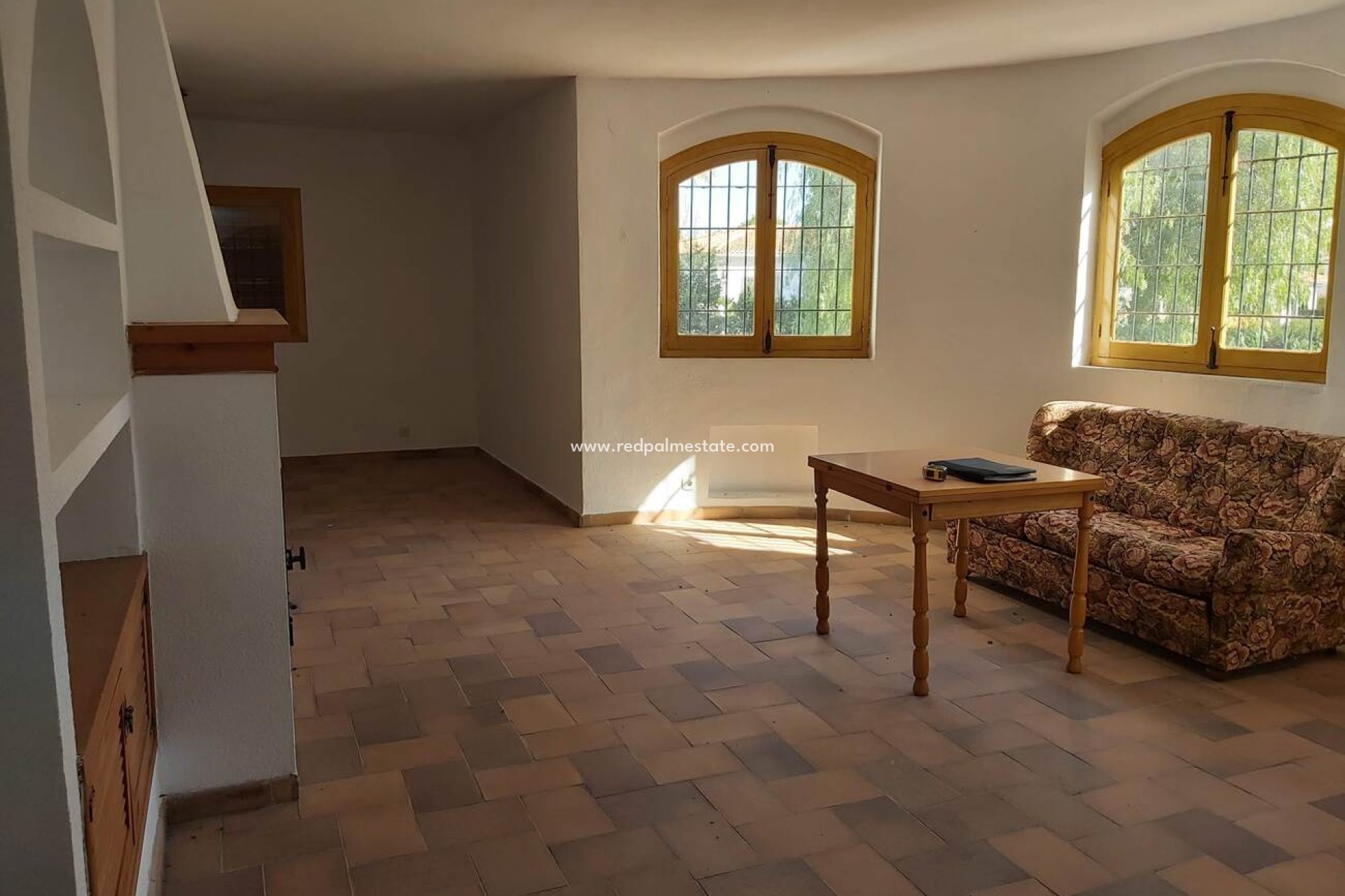 Resale - Villa -
Orihuela Costa - La Zenia