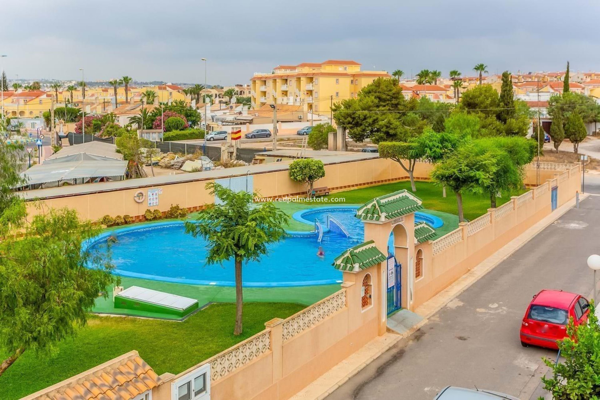 Resale - Villa -
Orihuela Costa - La Zenia