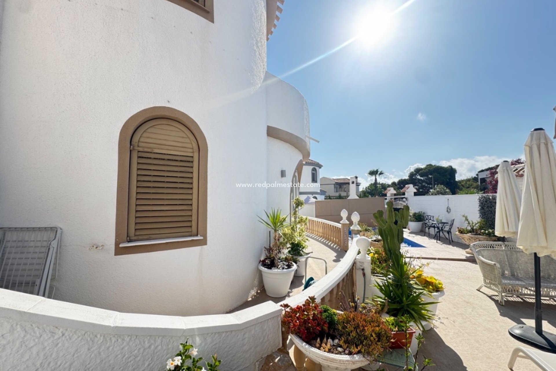 Resale - Villa -
Orihuela Costa - La Zenia