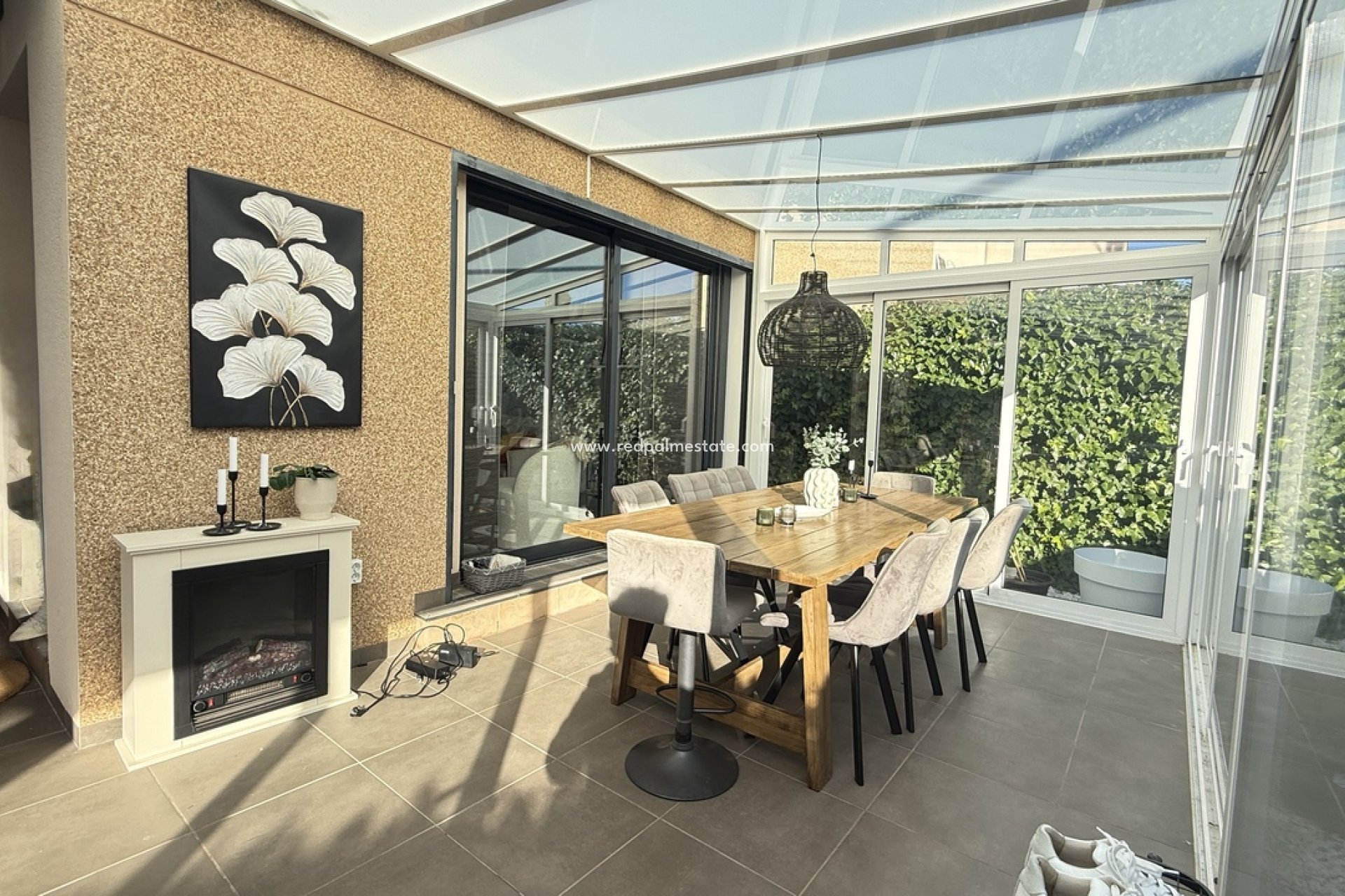 Resale - Villa -
Orihuela Costa - La Zenia