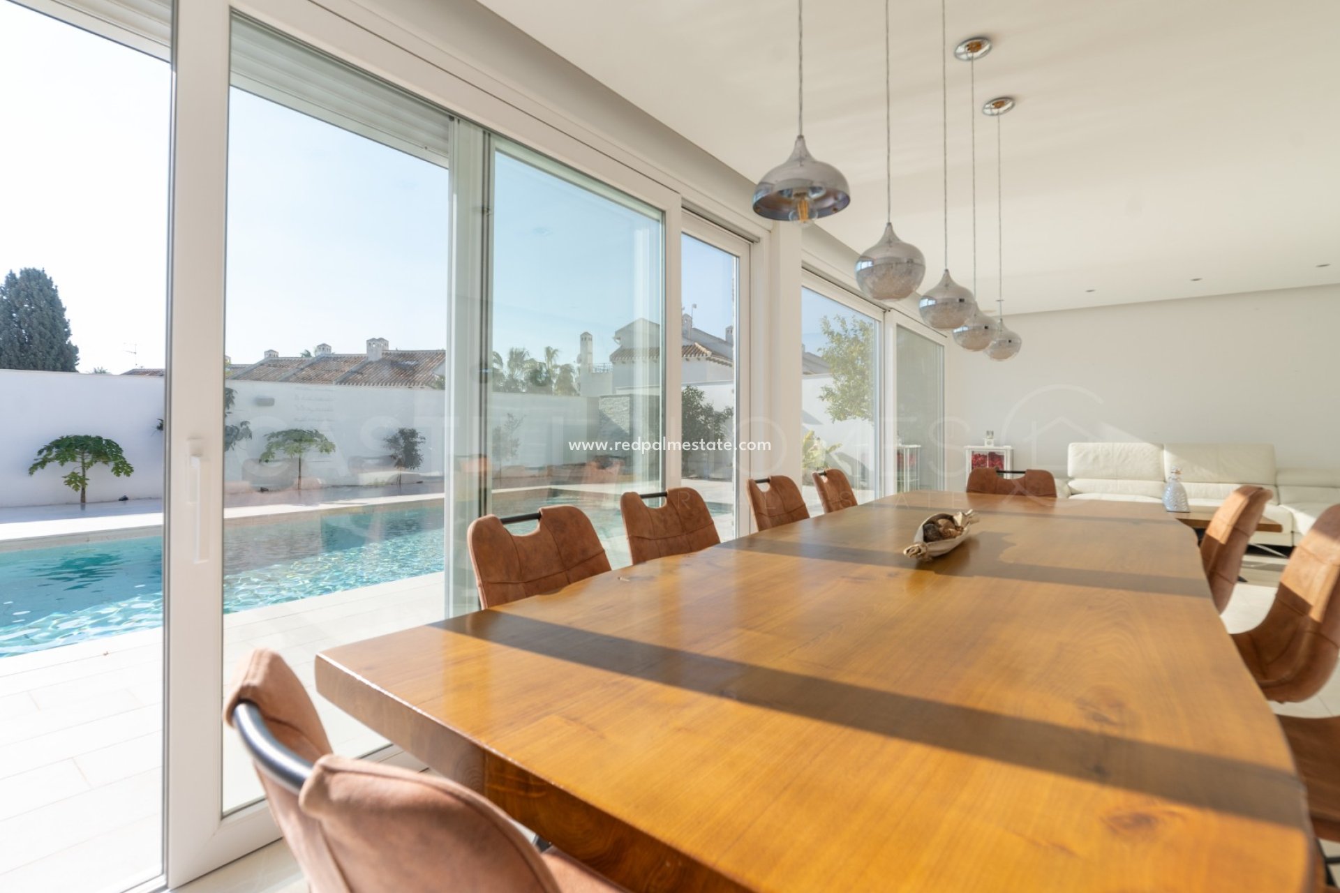 Resale - Villa -
Orihuela Costa - La Zenia