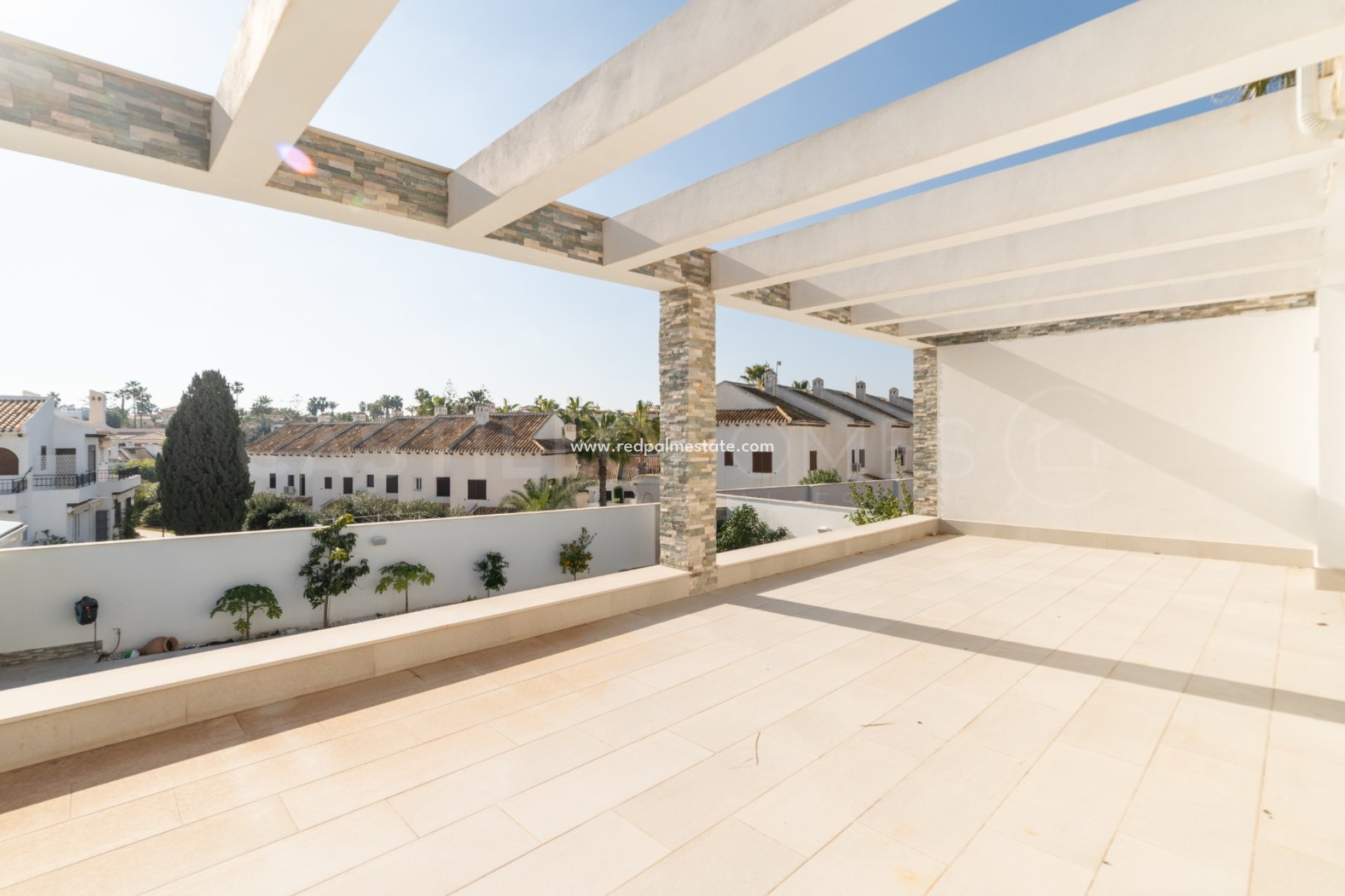 Resale - Villa -
Orihuela Costa - La Zenia