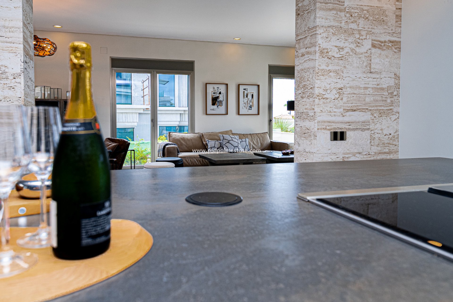 Resale - Villa -
Orihuela Costa - La Zenia