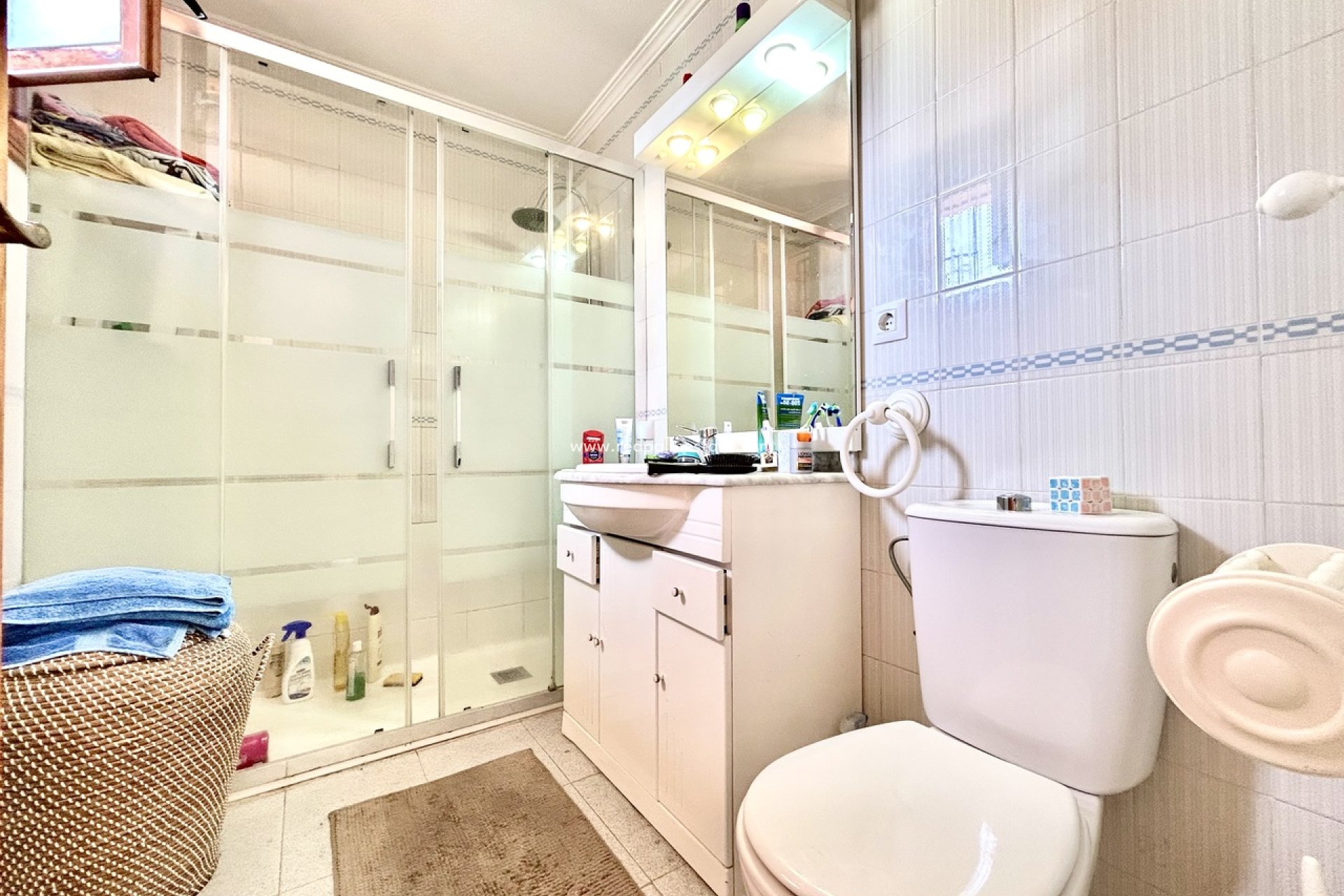 Resale - Villa -
Orihuela Costa - La Zenia