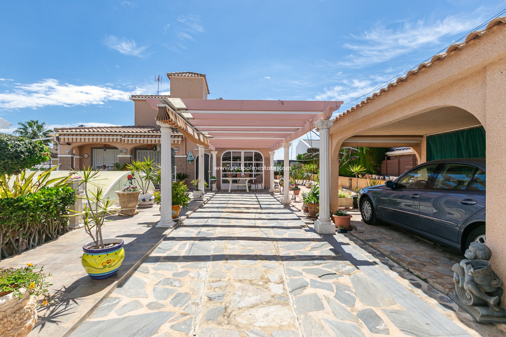 Resale - Villa -
Orihuela Costa - La Zenia