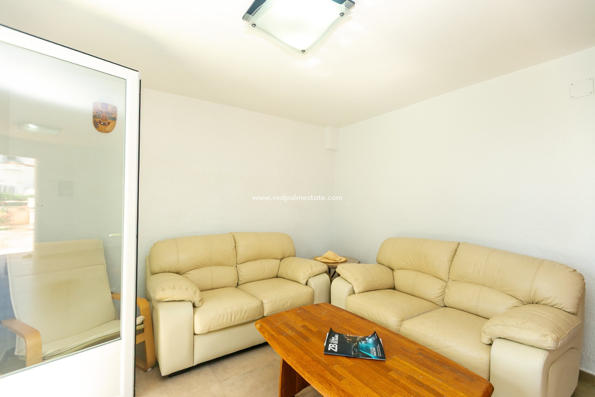 Resale - Villa -
Orihuela Costa - La Zenia