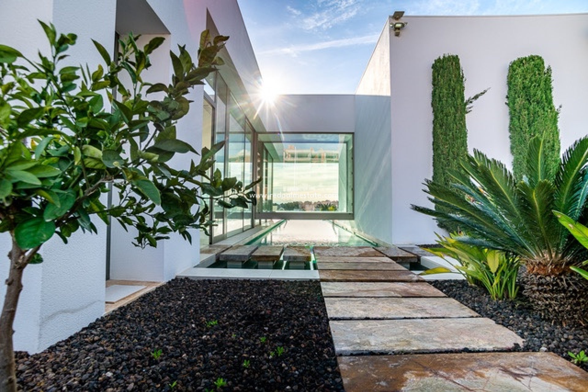 Resale - Villa -
Orihuela Costa - Las Colinas Golf