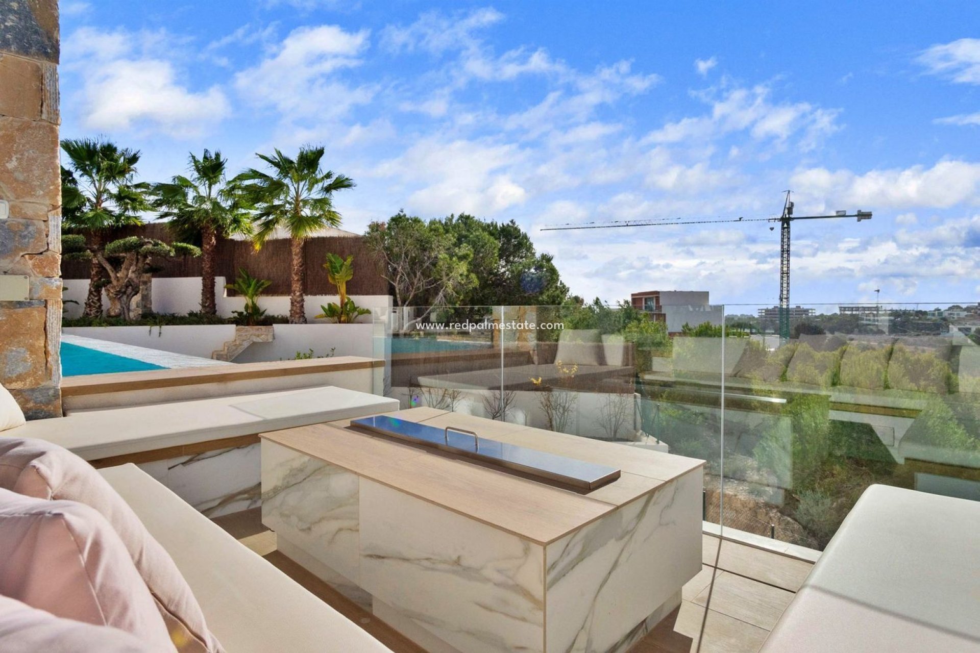 Resale - Villa -
Orihuela Costa - Las Colinas Golf