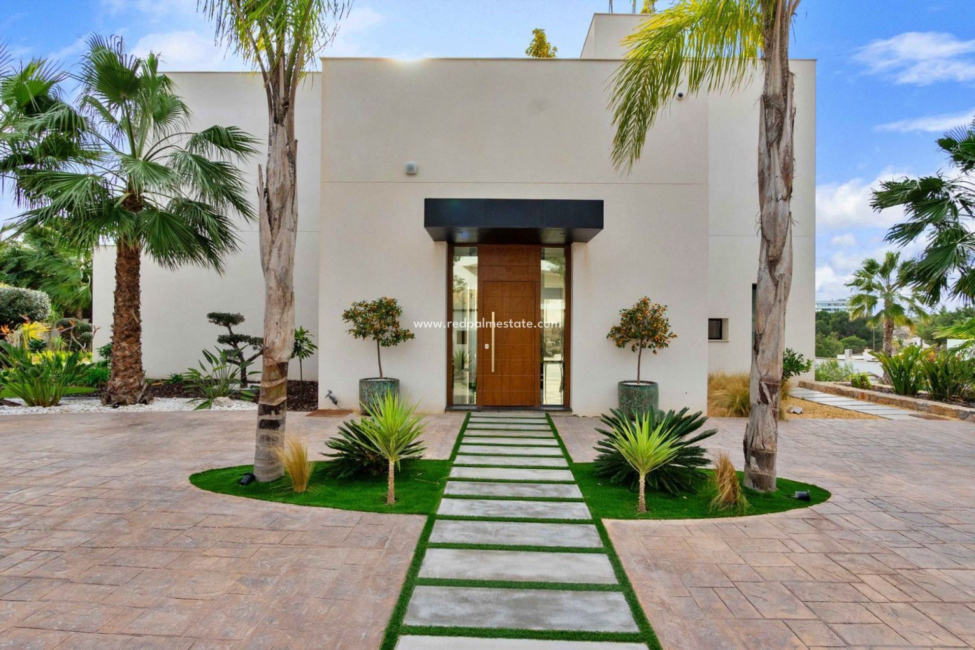 Resale - Villa -
Orihuela Costa - Las Colinas Golf