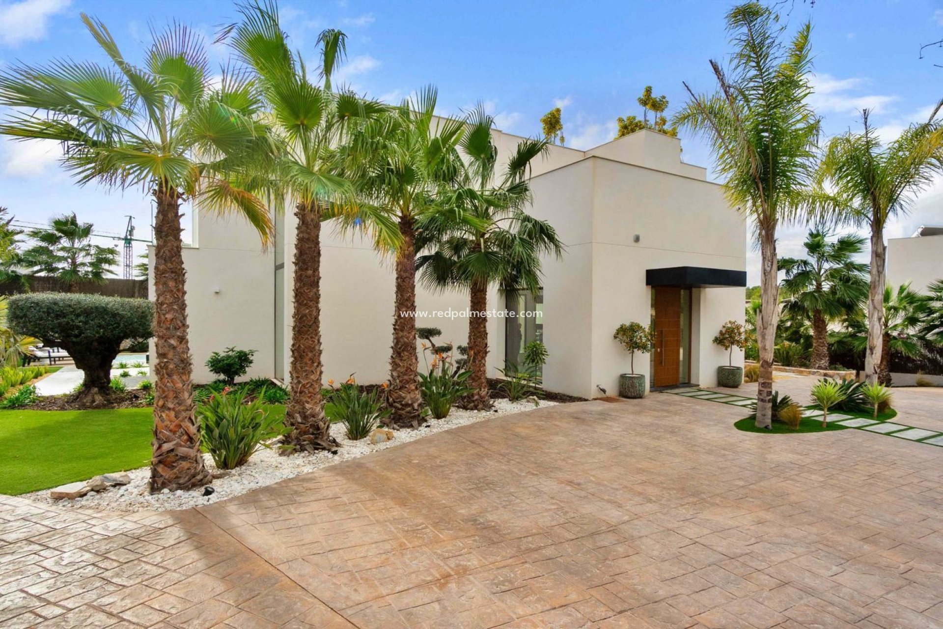 Resale - Villa -
Orihuela Costa - Las Colinas Golf