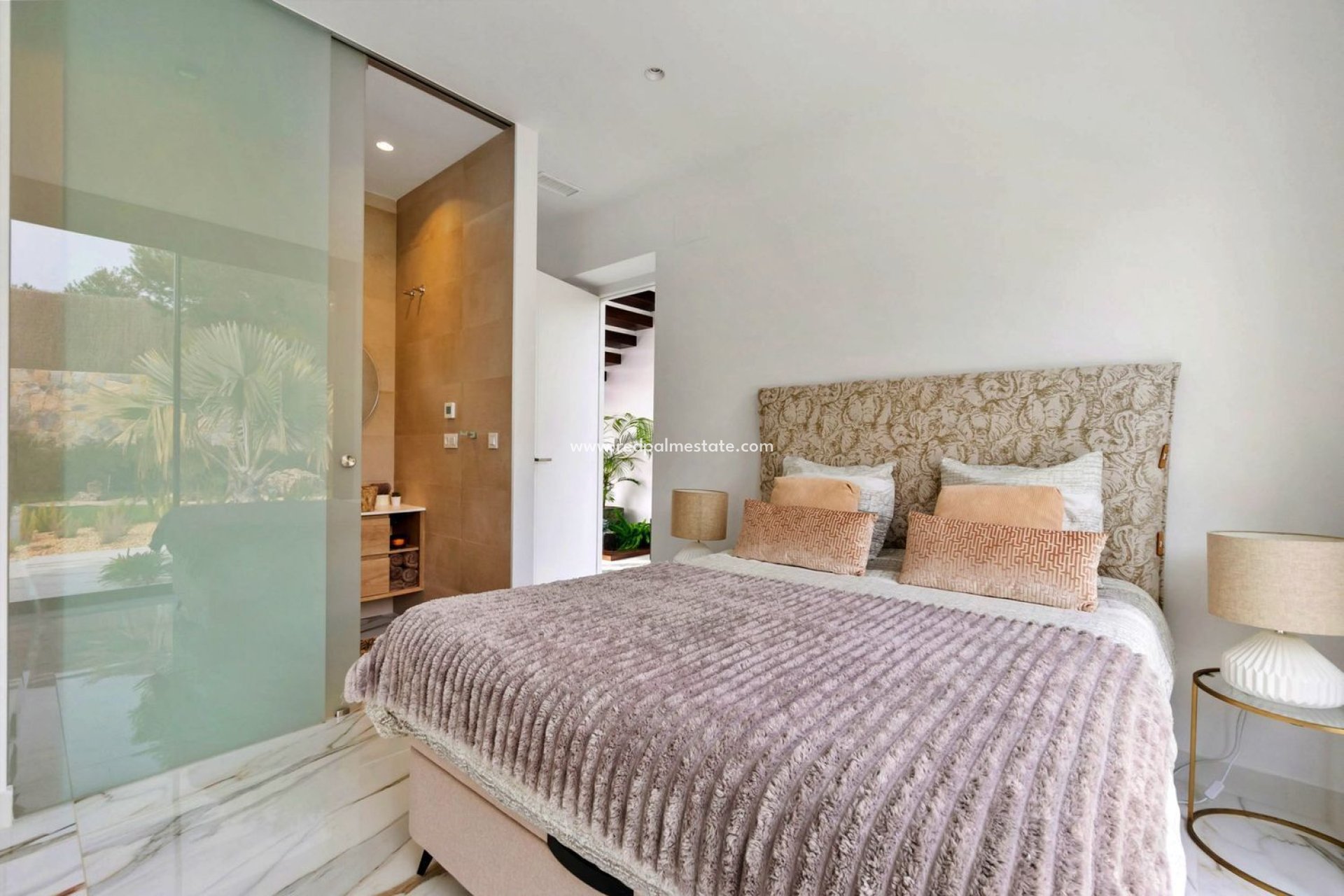 Resale - Villa -
Orihuela Costa - Las Colinas Golf