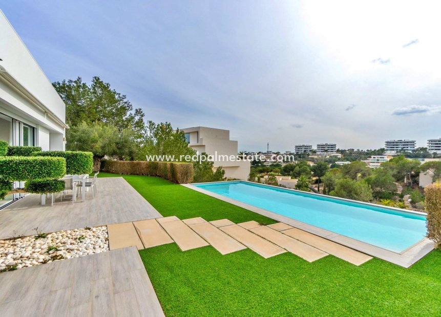Resale - Villa -
Orihuela Costa - Las Colinas Golf