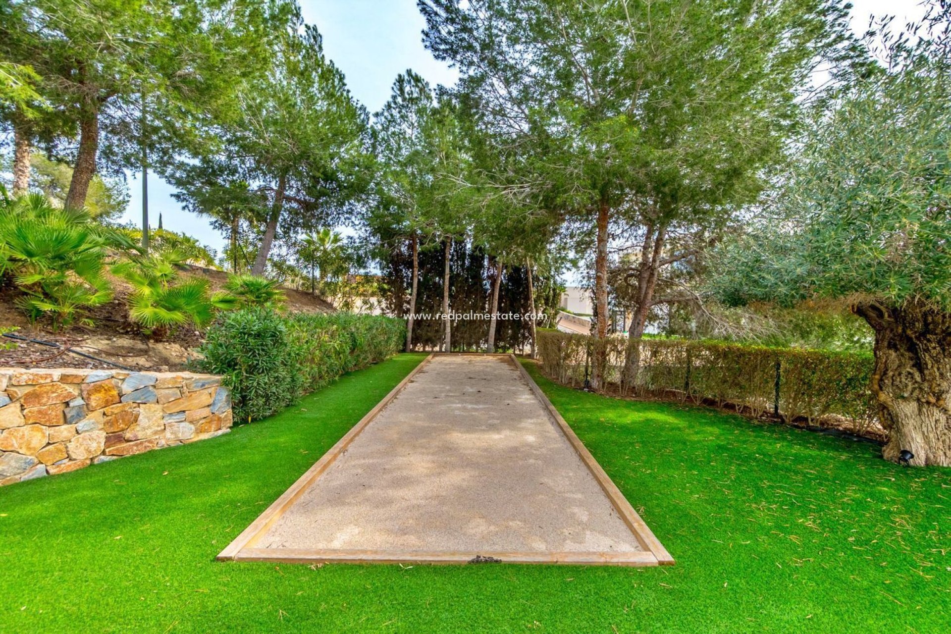 Resale - Villa -
Orihuela Costa - Las Colinas Golf