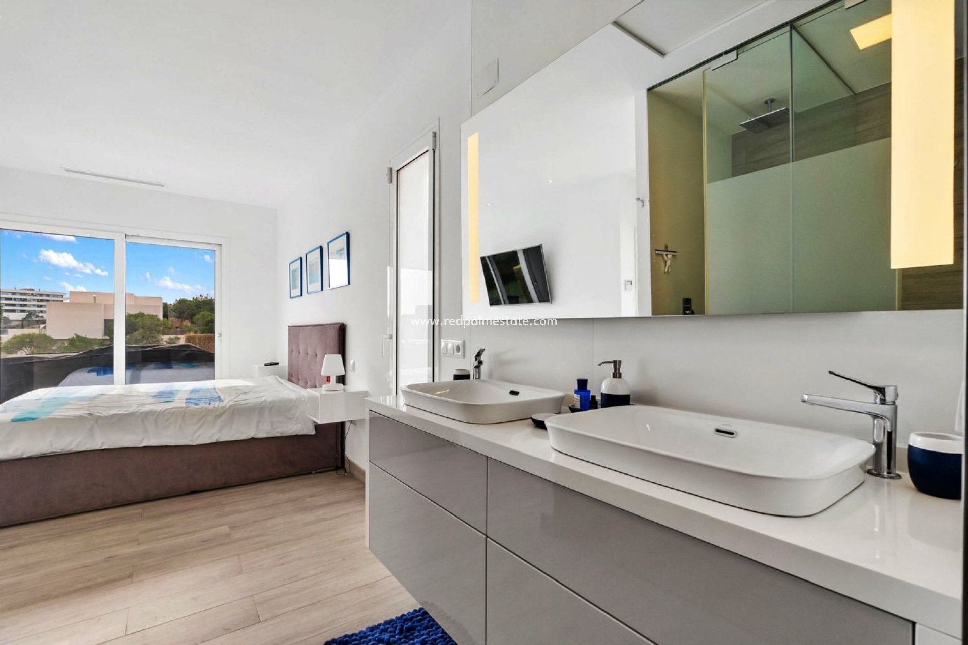 Resale - Villa -
Orihuela Costa - Las Colinas Golf