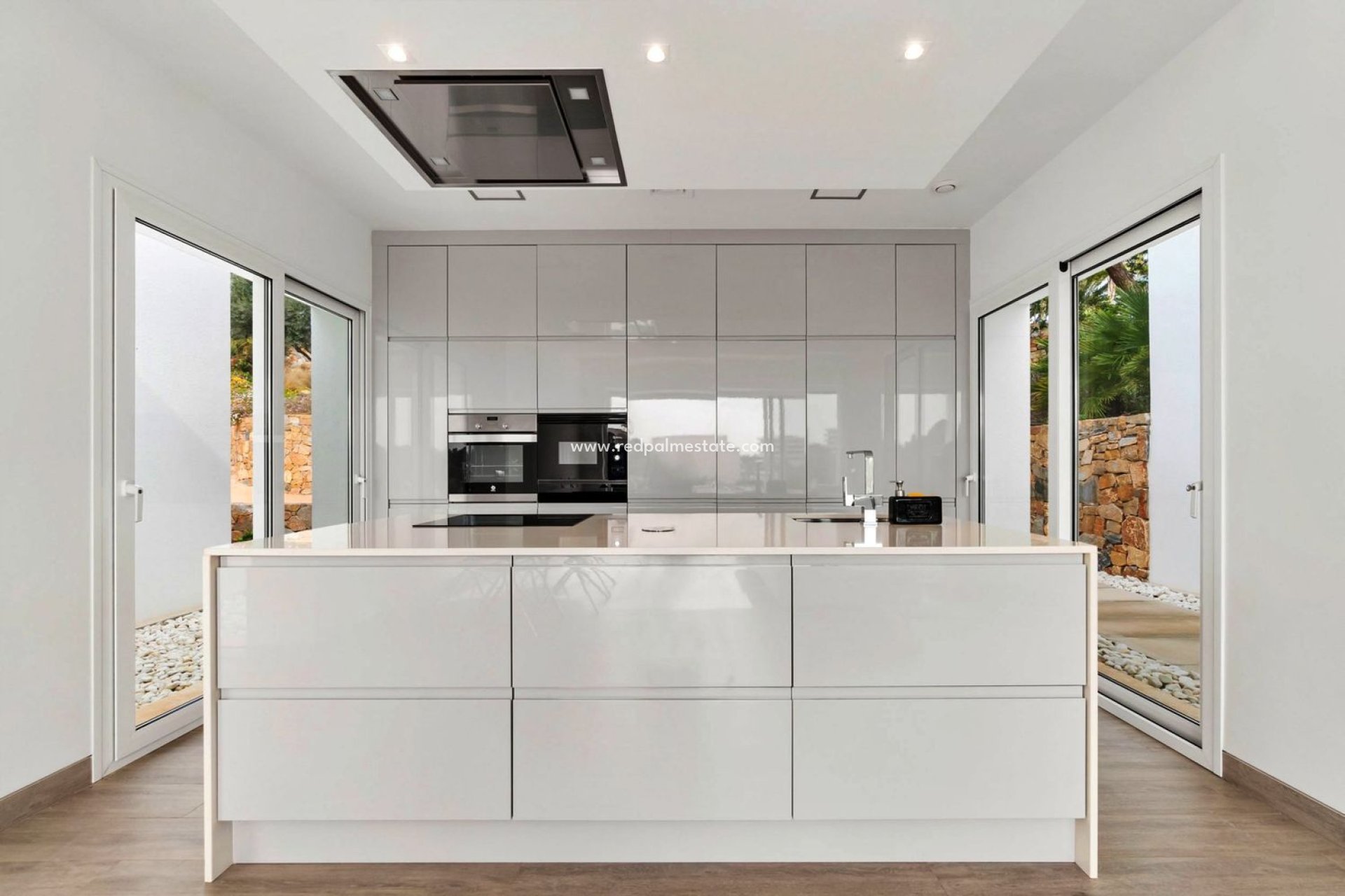 Resale - Villa -
Orihuela Costa - Las Colinas Golf