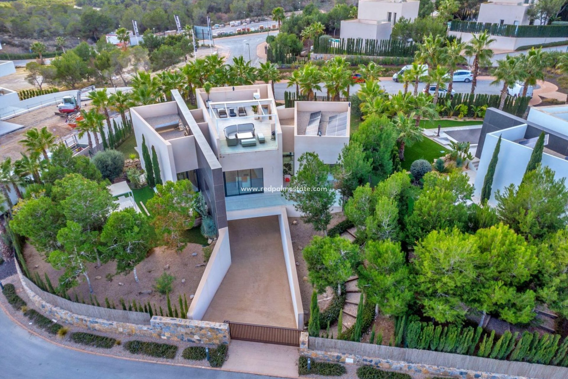 Resale - Villa -
Orihuela Costa - Las Colinas Golf