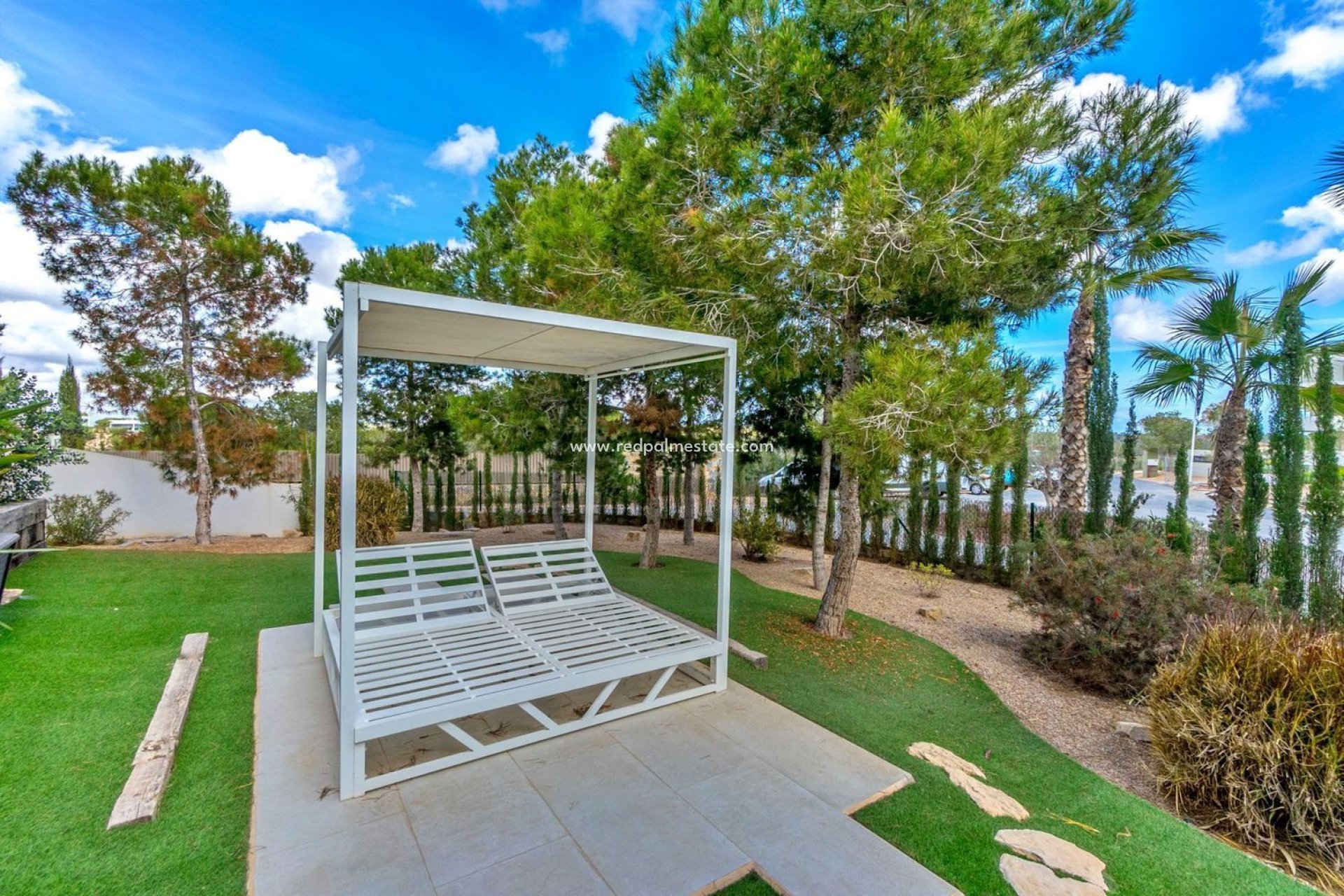 Resale - Villa -
Orihuela Costa - Las Colinas Golf