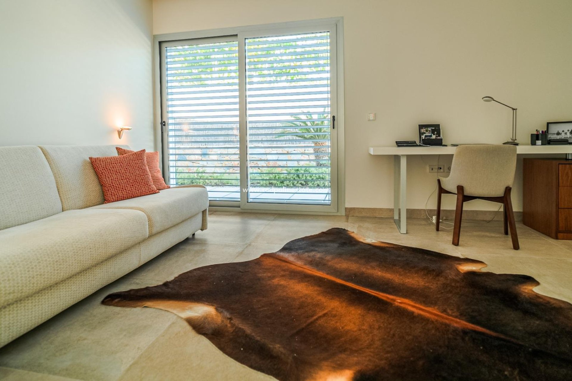 Resale - Villa -
Orihuela Costa - Las Colinas Golf