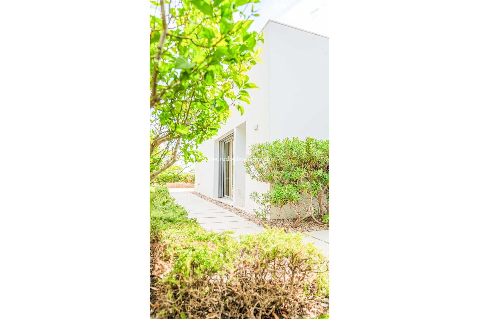 Resale - Villa -
Orihuela Costa - Las Colinas Golf