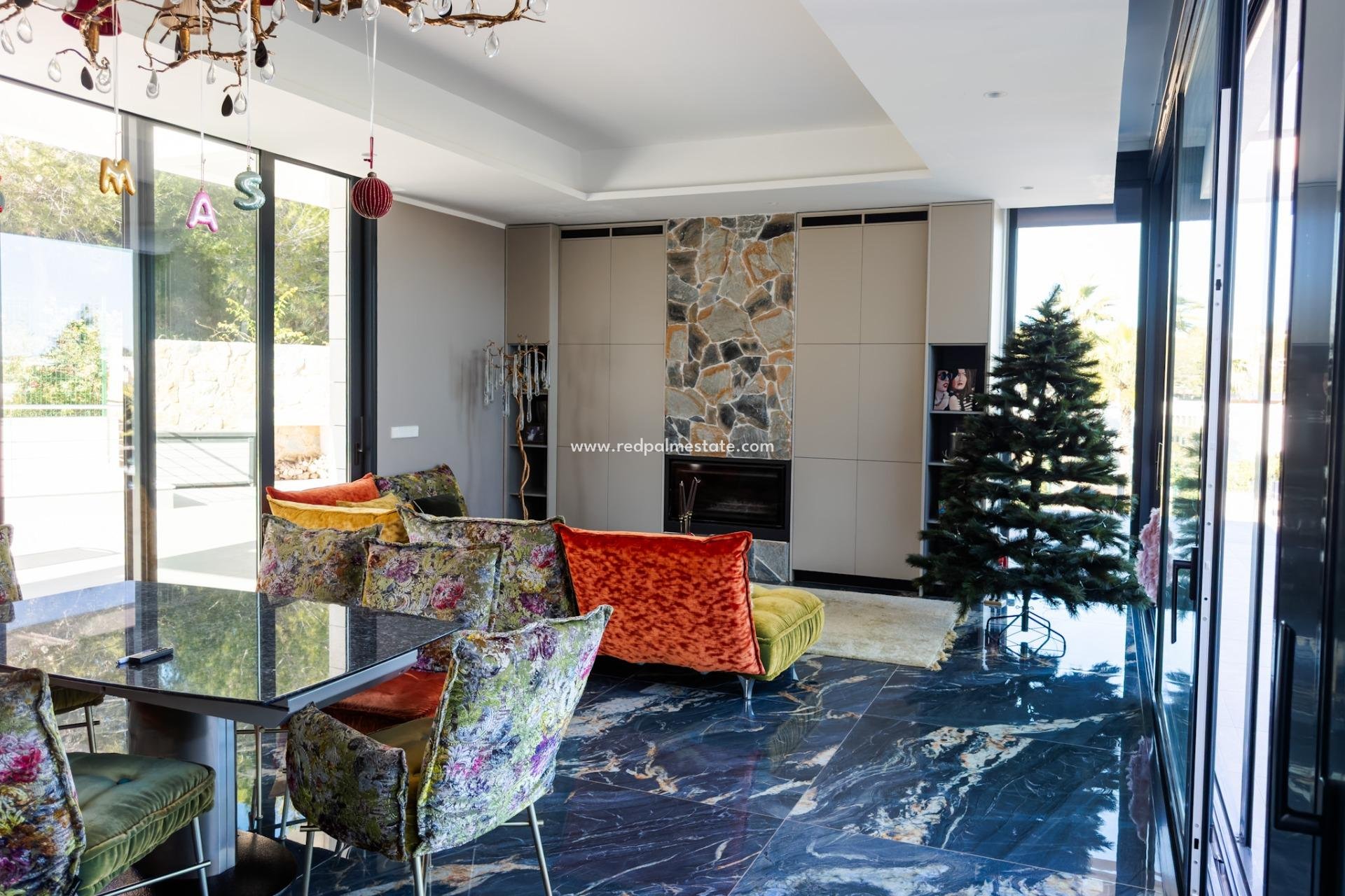 Resale - Villa -
Orihuela Costa - Las Colinas Golf