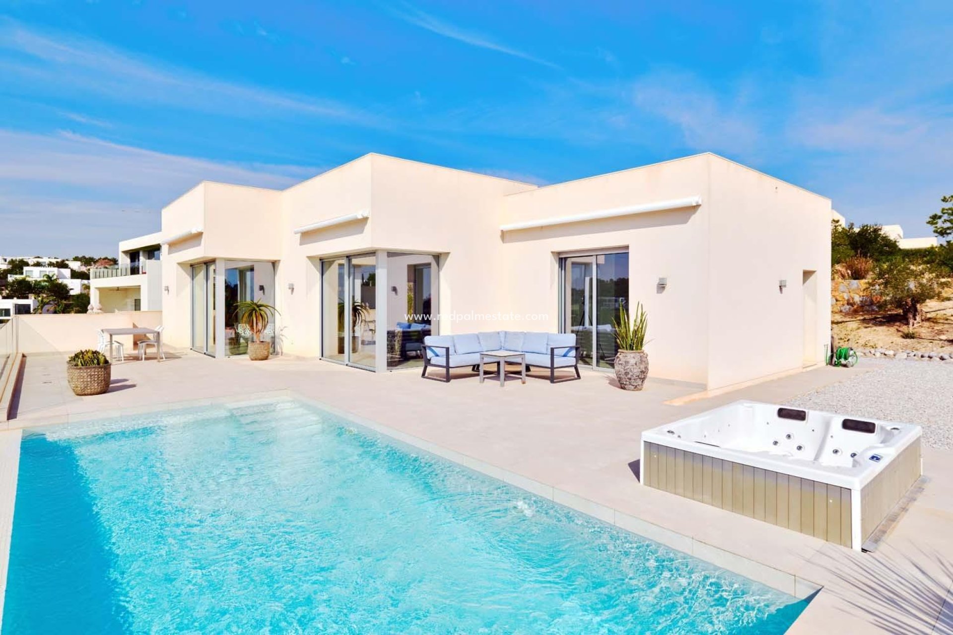 Resale - Villa -
Orihuela Costa - Las Colinas Golf