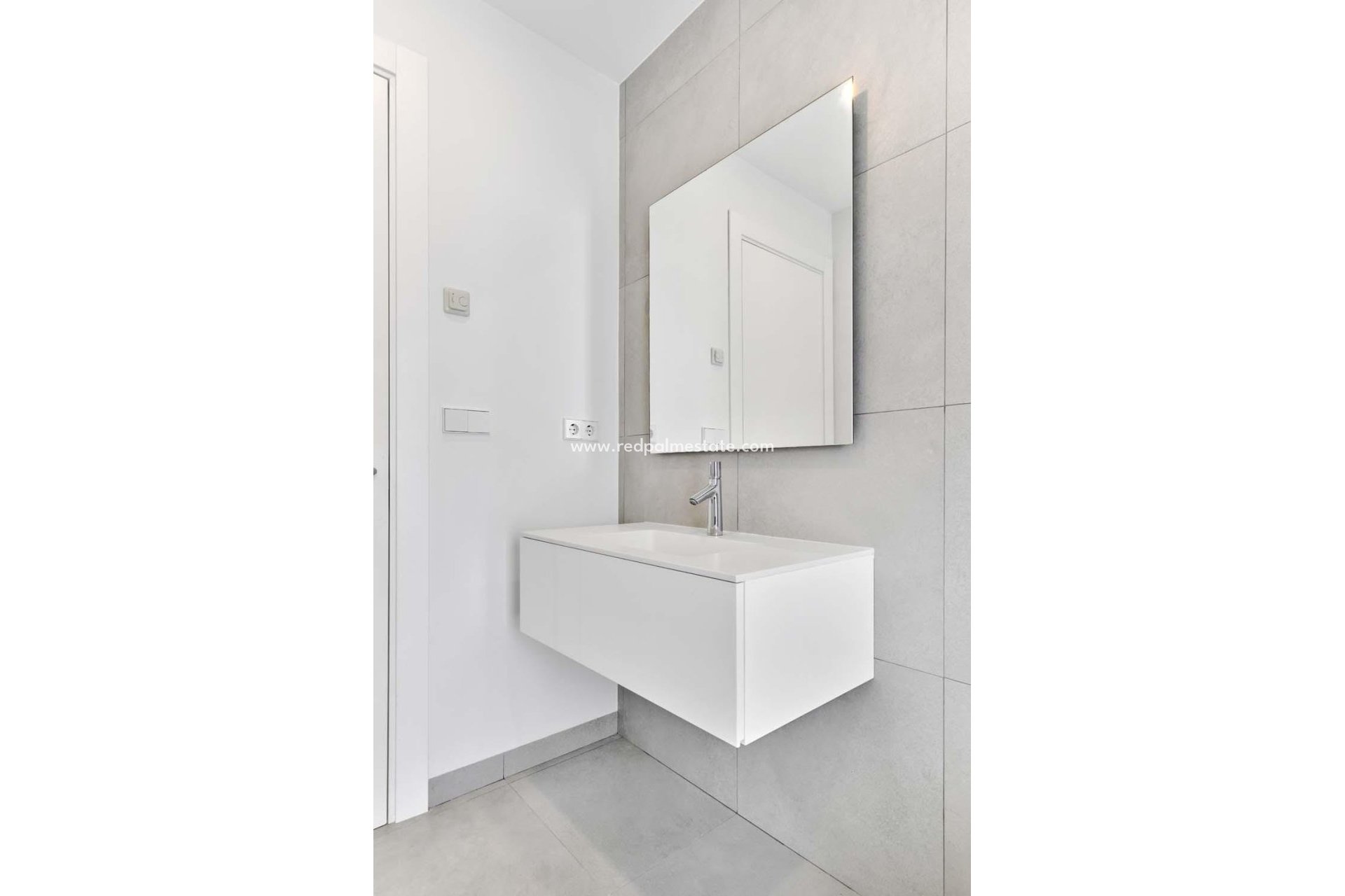 Resale - Villa -
Orihuela Costa - Las Colinas Golf