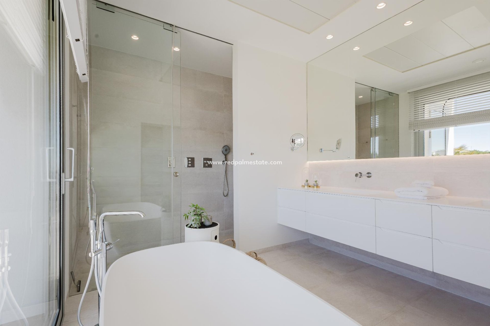 Resale - Villa -
Orihuela Costa - Las Colinas Golf