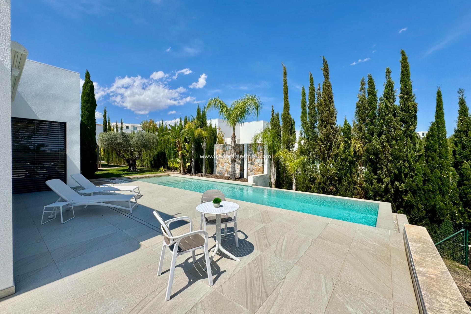 Resale - Villa -
Orihuela Costa - Las Colinas Golf