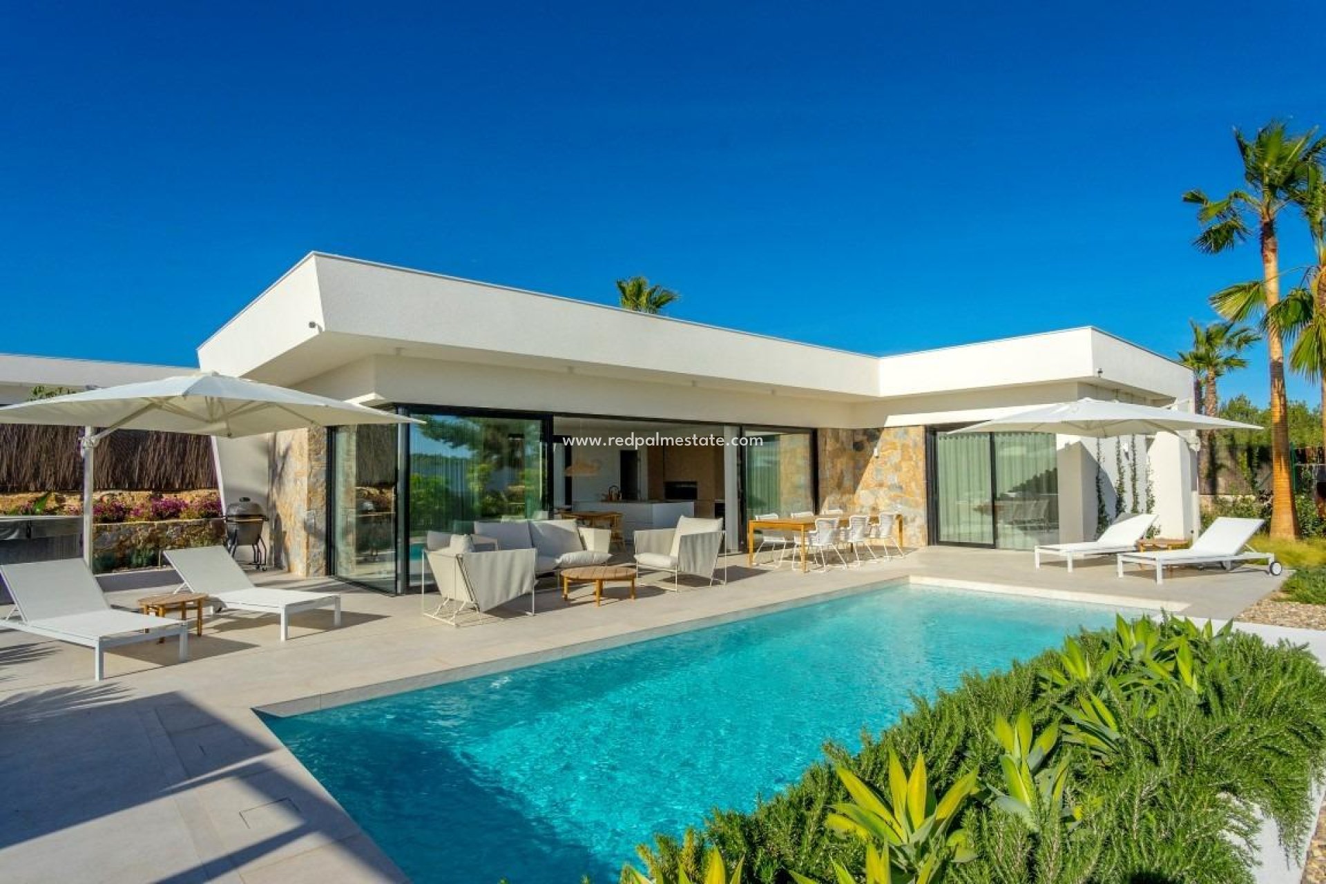 Resale - Villa -
Orihuela Costa - Las Colinas Golf