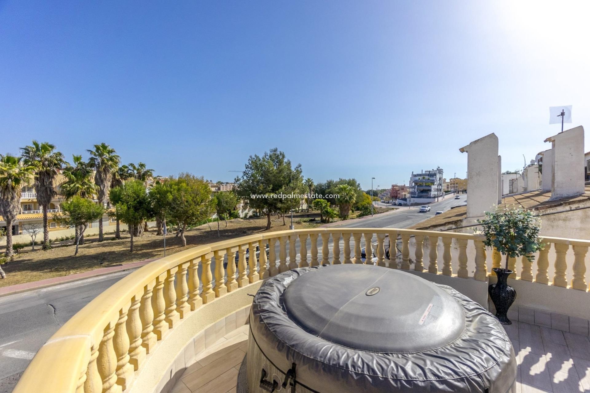 Resale - Villa -
Orihuela Costa - Las Filipinas